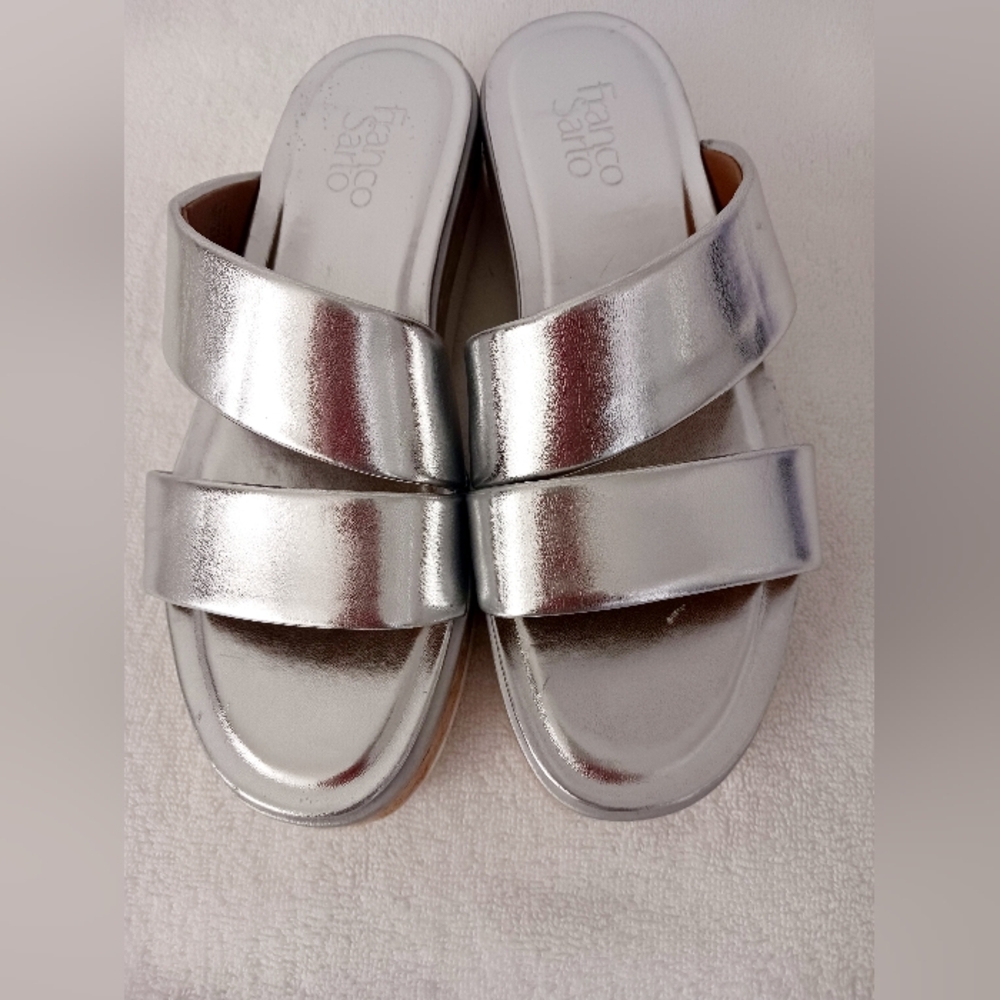 Franco Sarto Metallic Silver Platform Slides. NWOT. 8.5